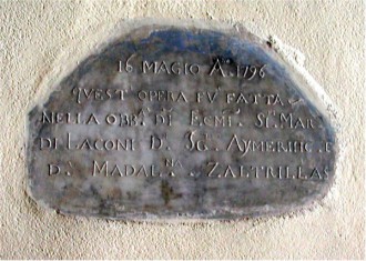 Epigrafe commemorante la realizzazione dell’altare tardo barocco di Santa Barbara Vergine e Martire Cagliaritana